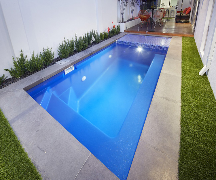 Fibreglass Swimming Pool